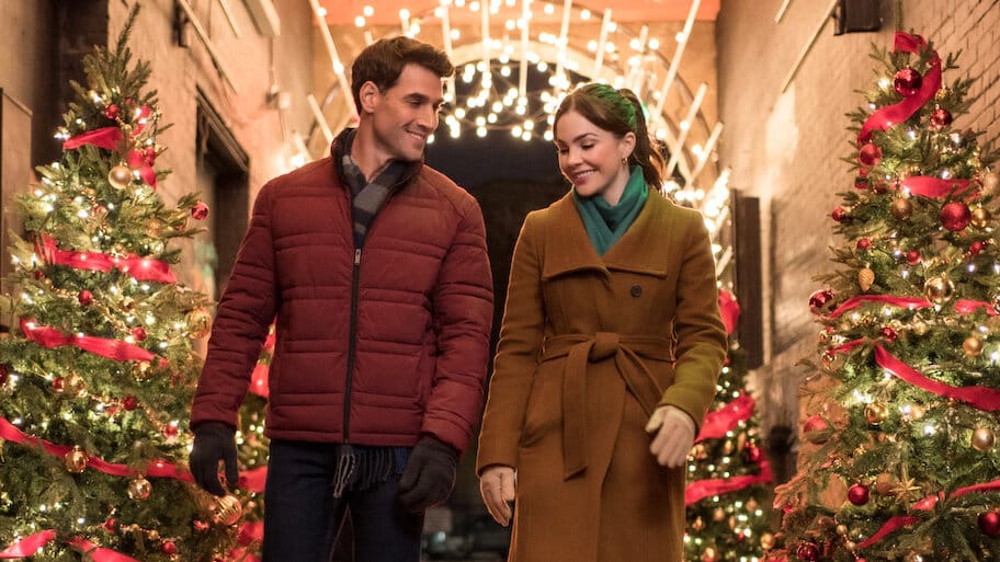 A Brush with Christmas backdrop