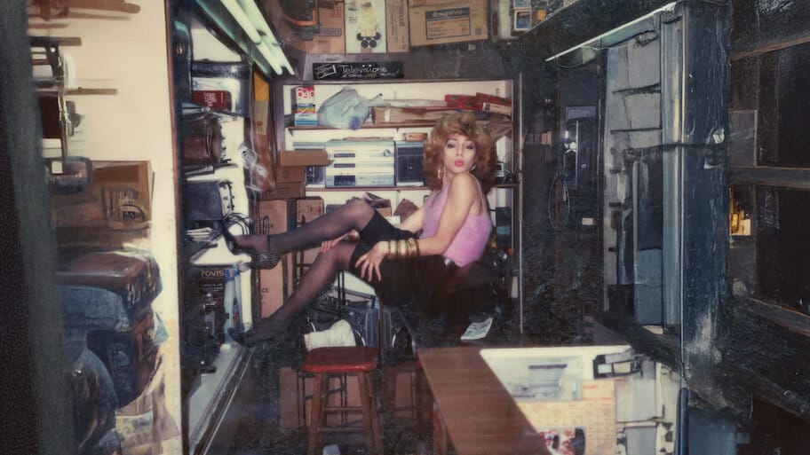 I’m Your Venus backdrop