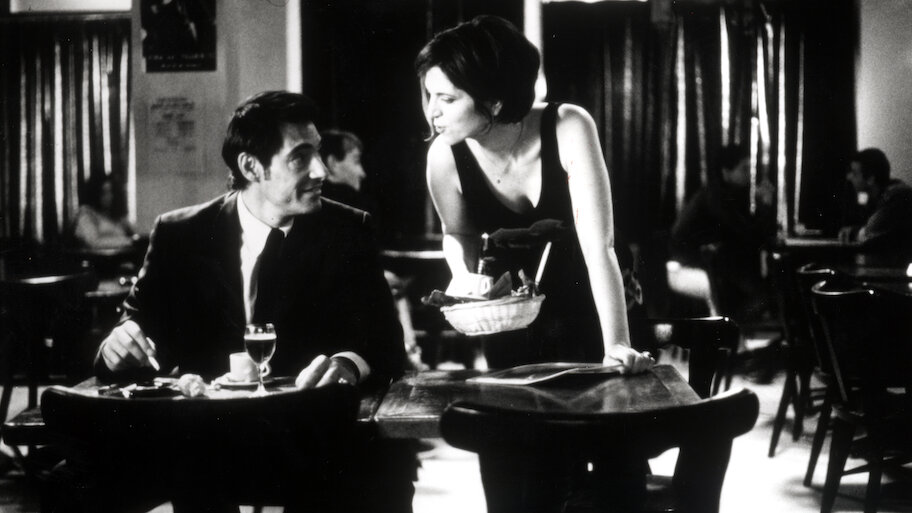 The Taste of Others backdrop