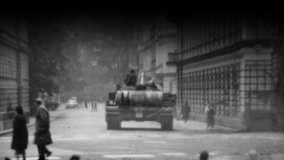 No Intenso Agora backdrop