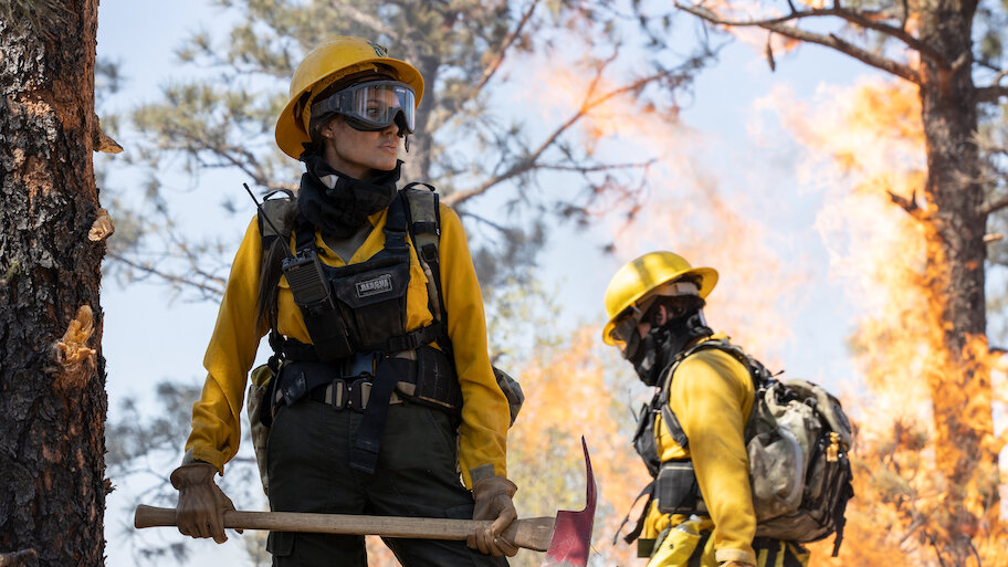 Those Who Wish Me Dead backdrop